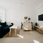 Beds Aparthotel 3*